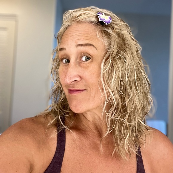 Poshmark Ambassador Sherry Berry - Picture 13 of 15